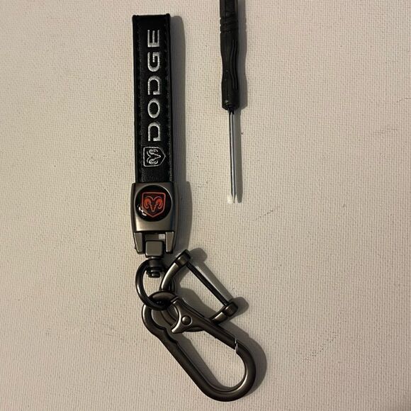 Dodge Logo Key Fob Keychain in Black Leather NWT - Picture 2 of 4